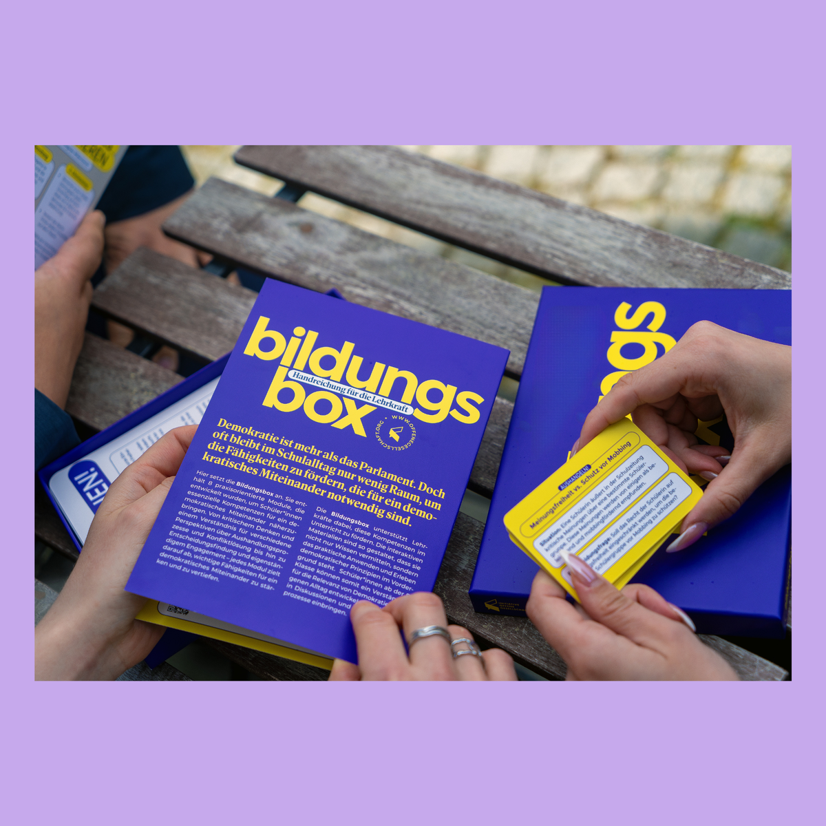 Die Bildungsbox: Demokratiebildung für Jugendliche.